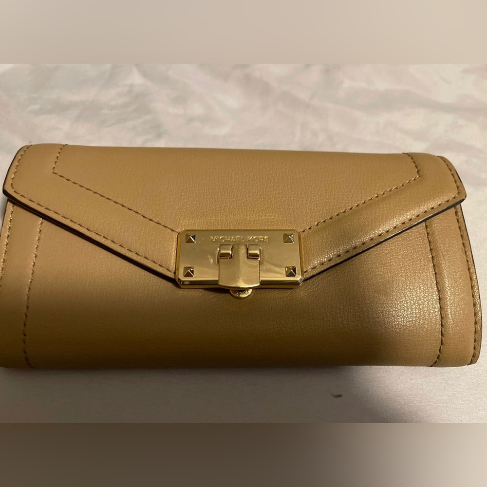 COPY - Beige Michael Kors wallet with pocket in the back and gold clasp embelli…